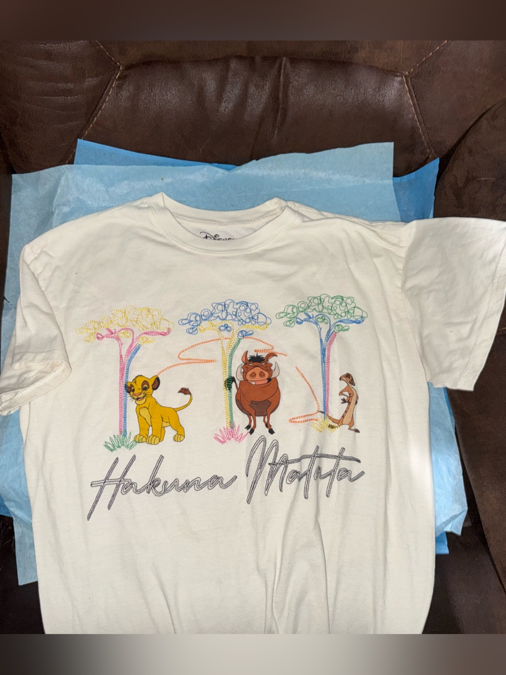 Disney White 'Hakuna Matata' Graphic Tee with Yellow, Brown and Multicolor Print